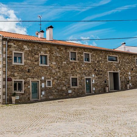 Готель Casas Campo Cimo Da Quinta Міранда-ду-Дору Екстер'єр фото
